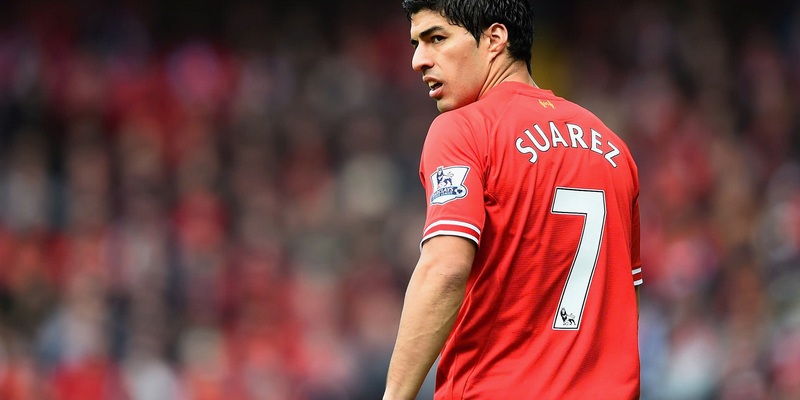 Suarez Liverpool - Sự Nghiệp Vĩ Đại Của “El Pistolero” 5 Bản hợp đồng với Liverpool là bước ngoặt trong sự nghiệp của El Pistolero