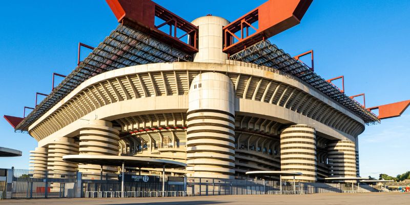 Sân San Siro – Biểu tượng sân vận động huyền thoại của bóng đá Milan 5 Hình ảnh bên ngoài sân San Siro